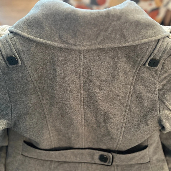 Soia & Kyo Grey Woman’s Wool Coat - Picture 14 of 16